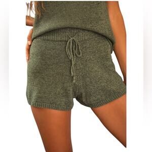 SAGE the Label Lady Olive Green Drawstring Knit Shorts, size M